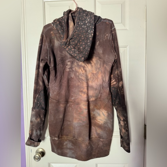 Sew Much Love Motley Hoodie - Picture 7 of 7